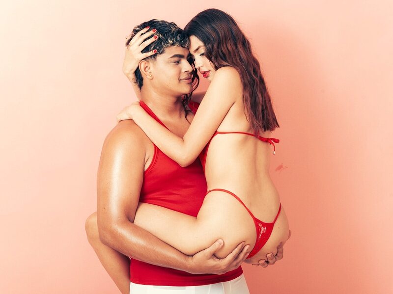 Daniela Ae & Thiago Bones