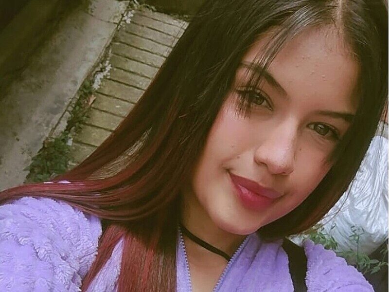 Nahomy Girl low quality