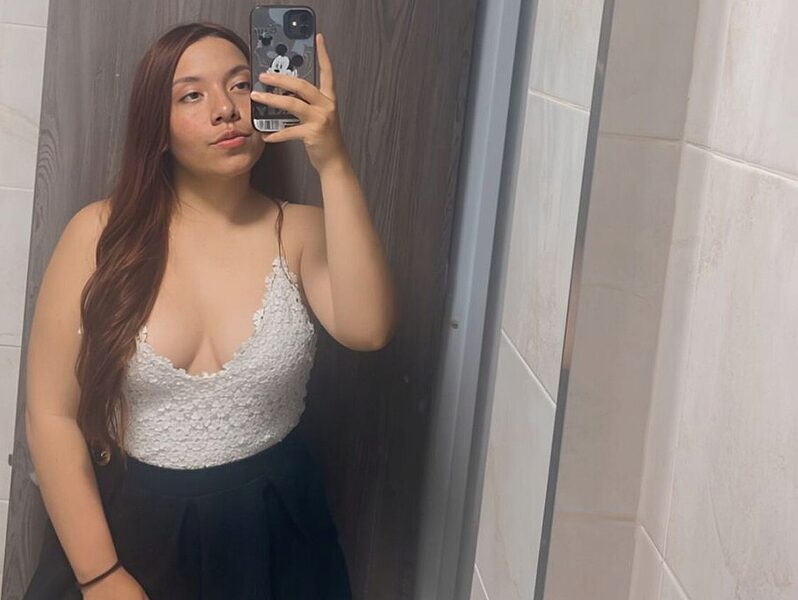 Isabel Henao low quality
