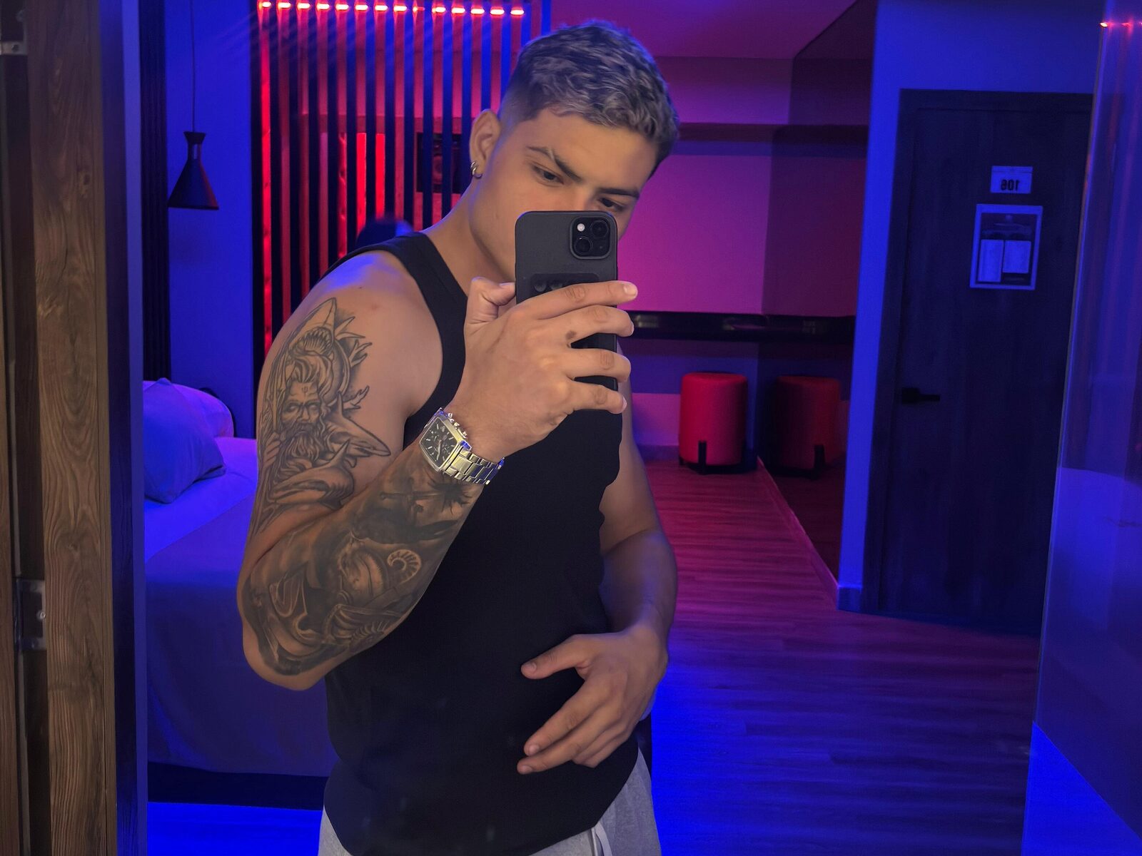 Evan Tyler low quality