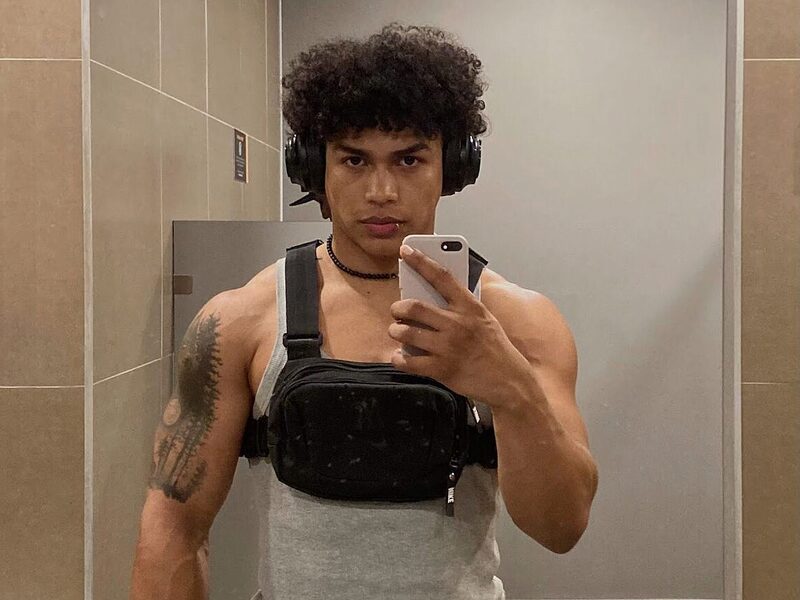 Dante Crowe low quality
