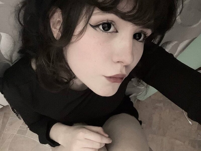 Luna Achlis low quality