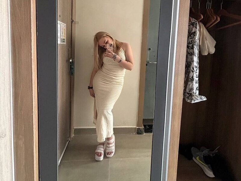 Tracy Klay low quality