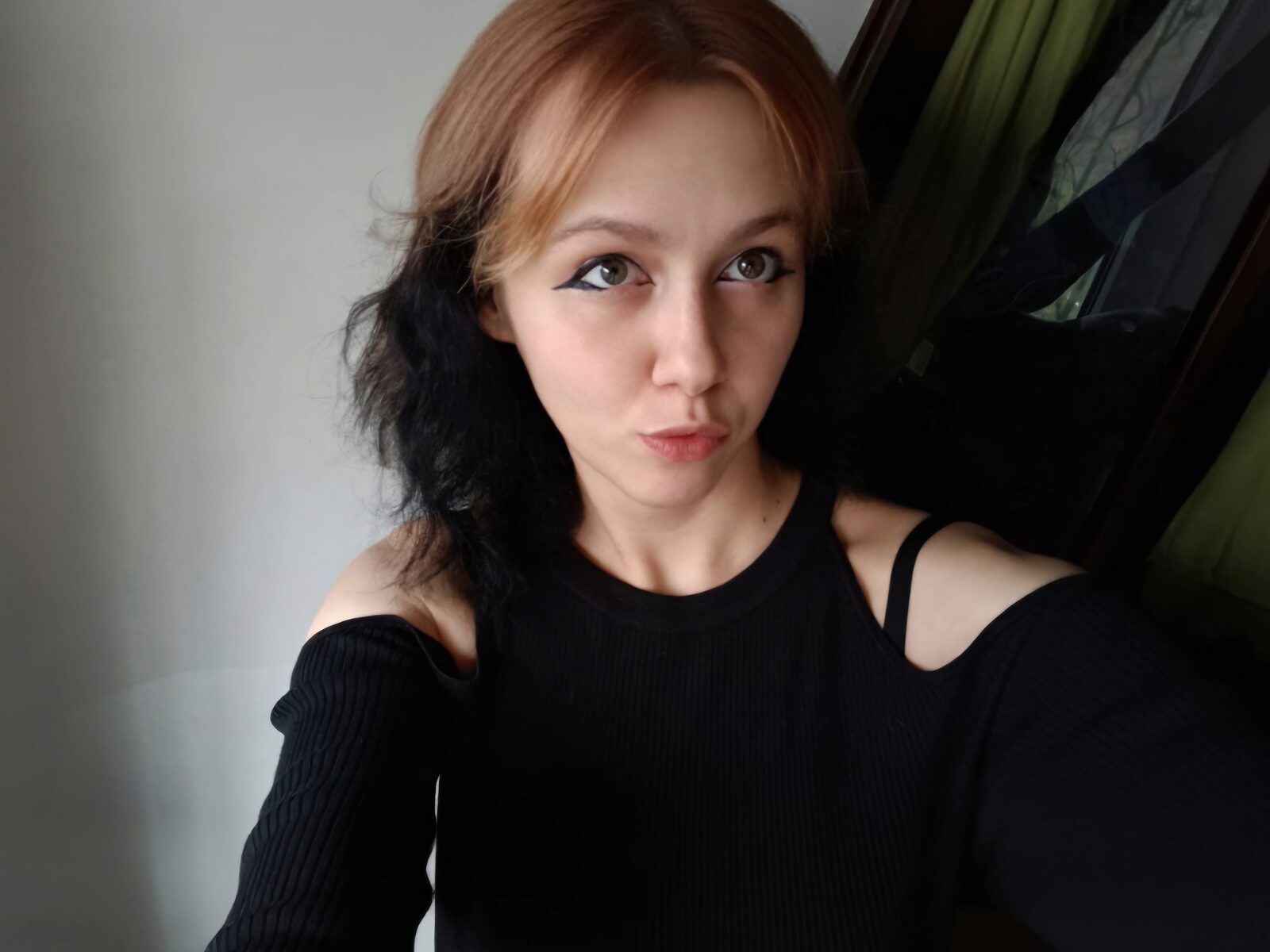 Anna H low quality