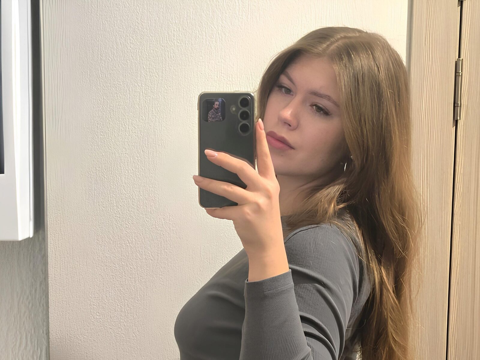 Jessenia Hovard low quality
