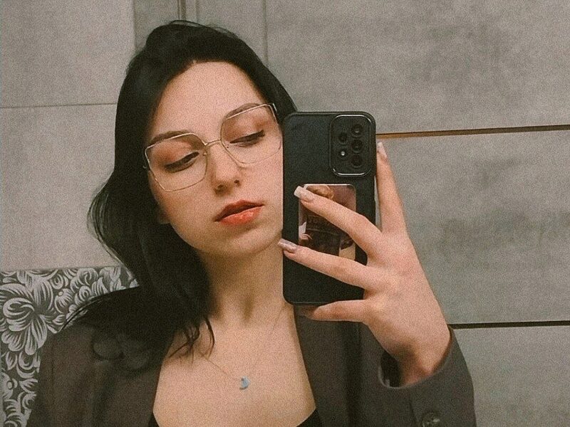 Haley Kuhns low quality
