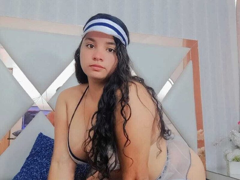 Isabela Paz low quality
