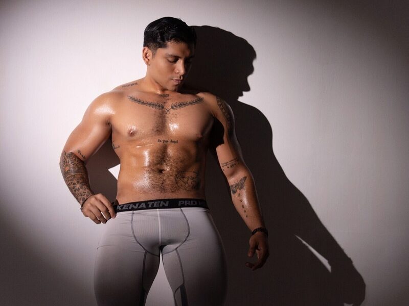 Nicolas Scott low quality