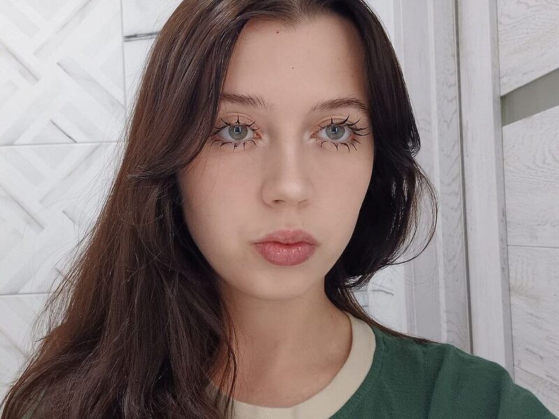 Caitlin Baken low quality