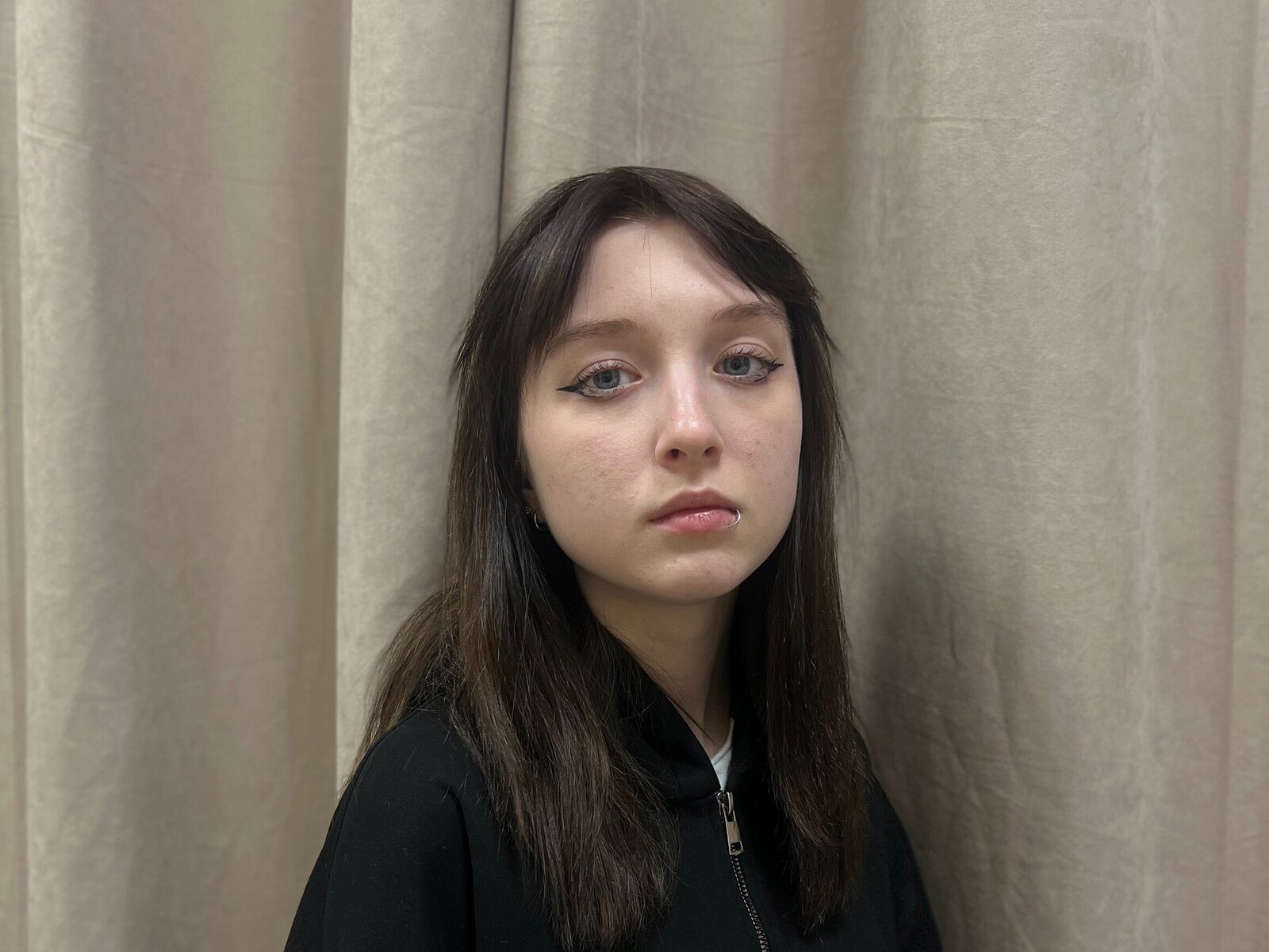 Danuta Lash low quality