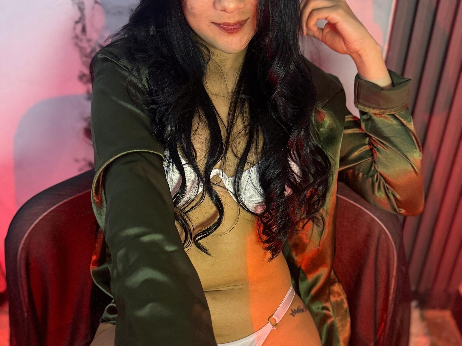 Elissa White
