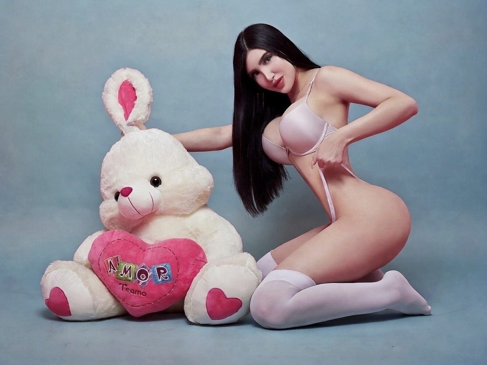 Nazanin Hunter low quality