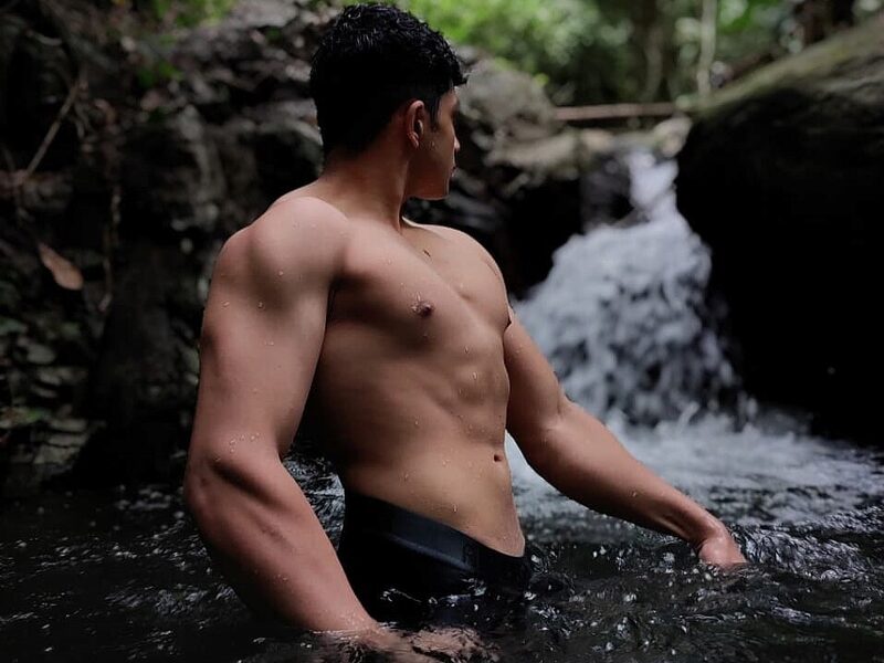Enzo Reyes
