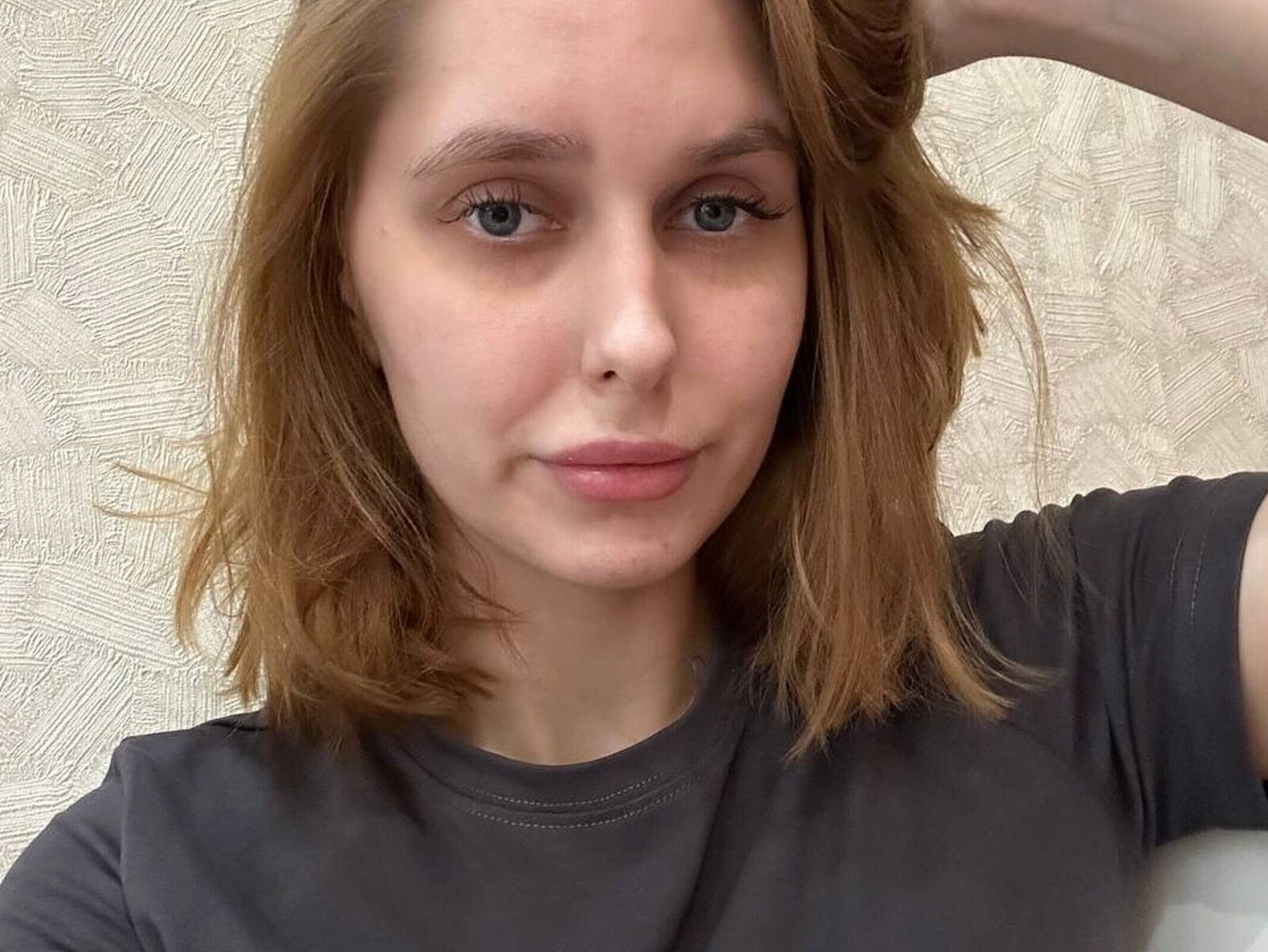 Evelina Cenci low quality
