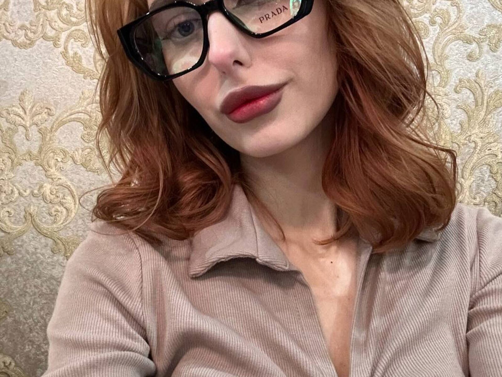 Evelina Cenci low quality