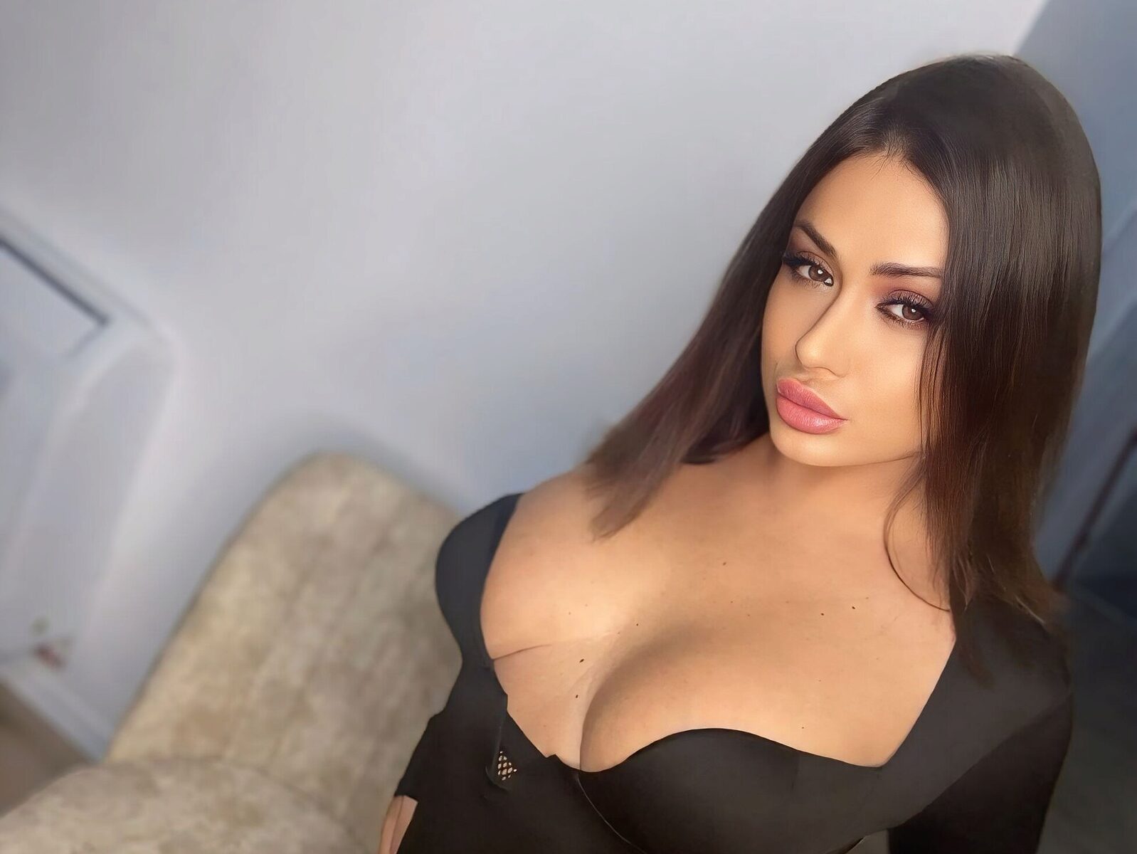 Mila Hadid low quality