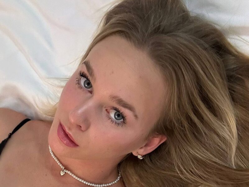Vea Blond low quality