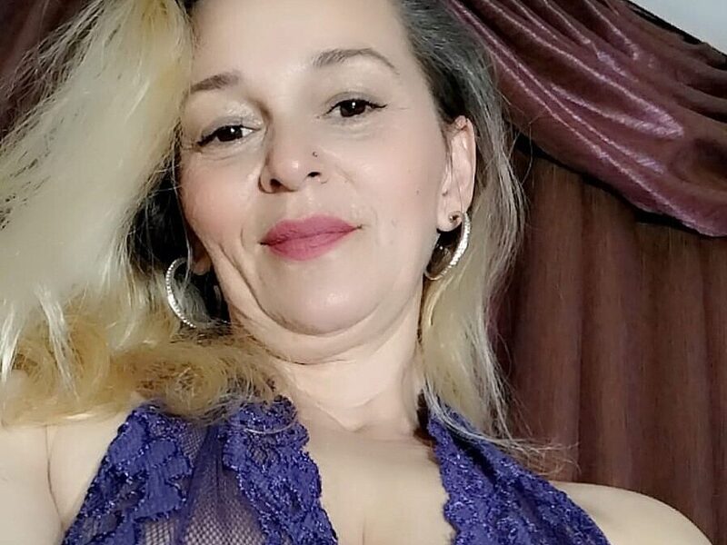 Anne Luna