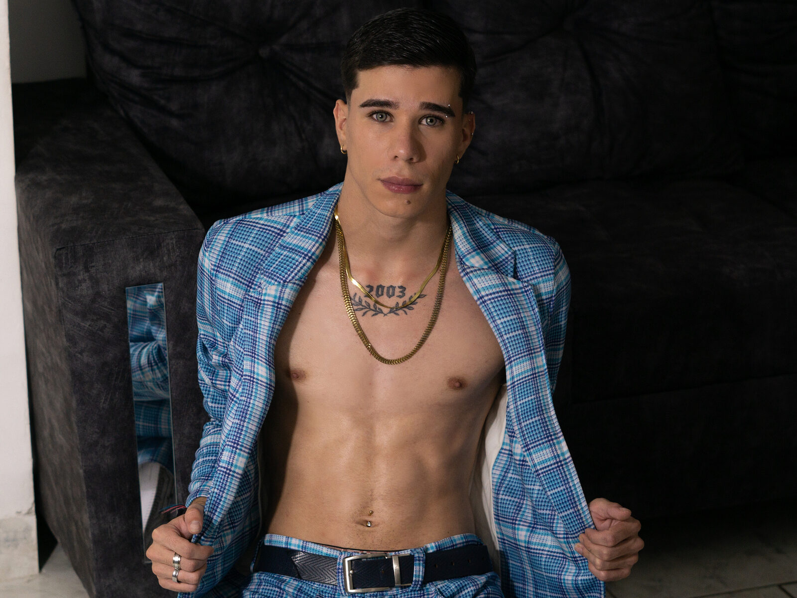 Gabo White low quality