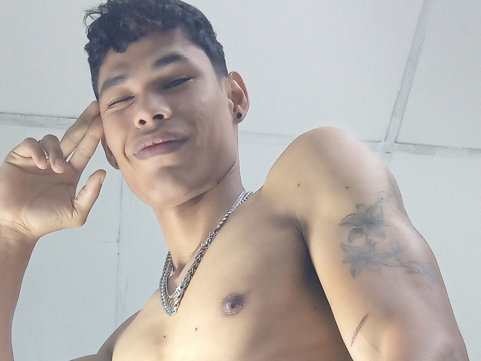Kim Diaz low quality