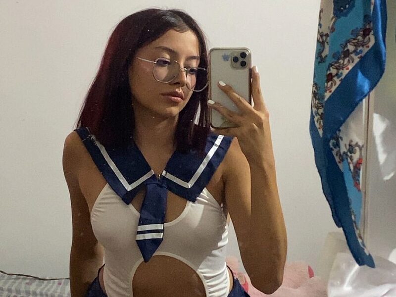 Anni Evans low quality