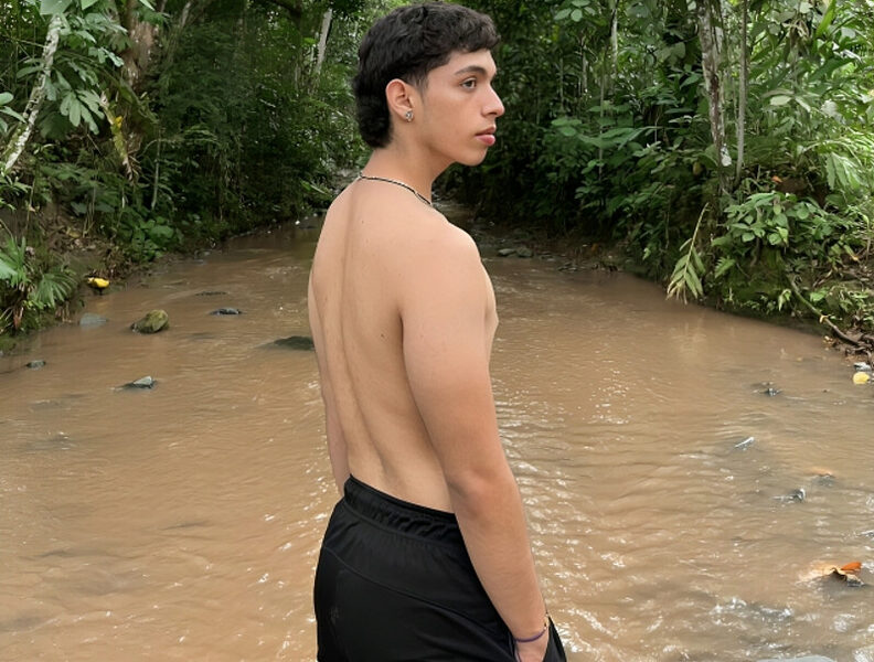 Adrian Lopezz
