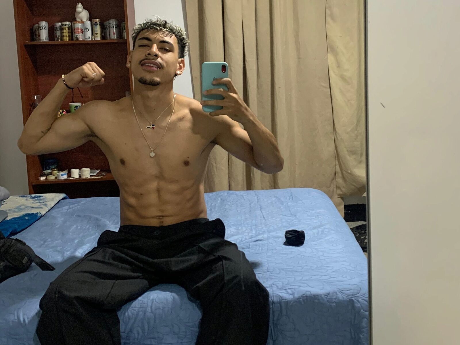 Marlon Teixeiraaa low quality