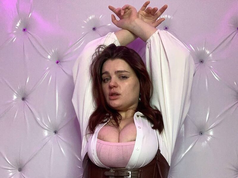 Julia Milky low quality