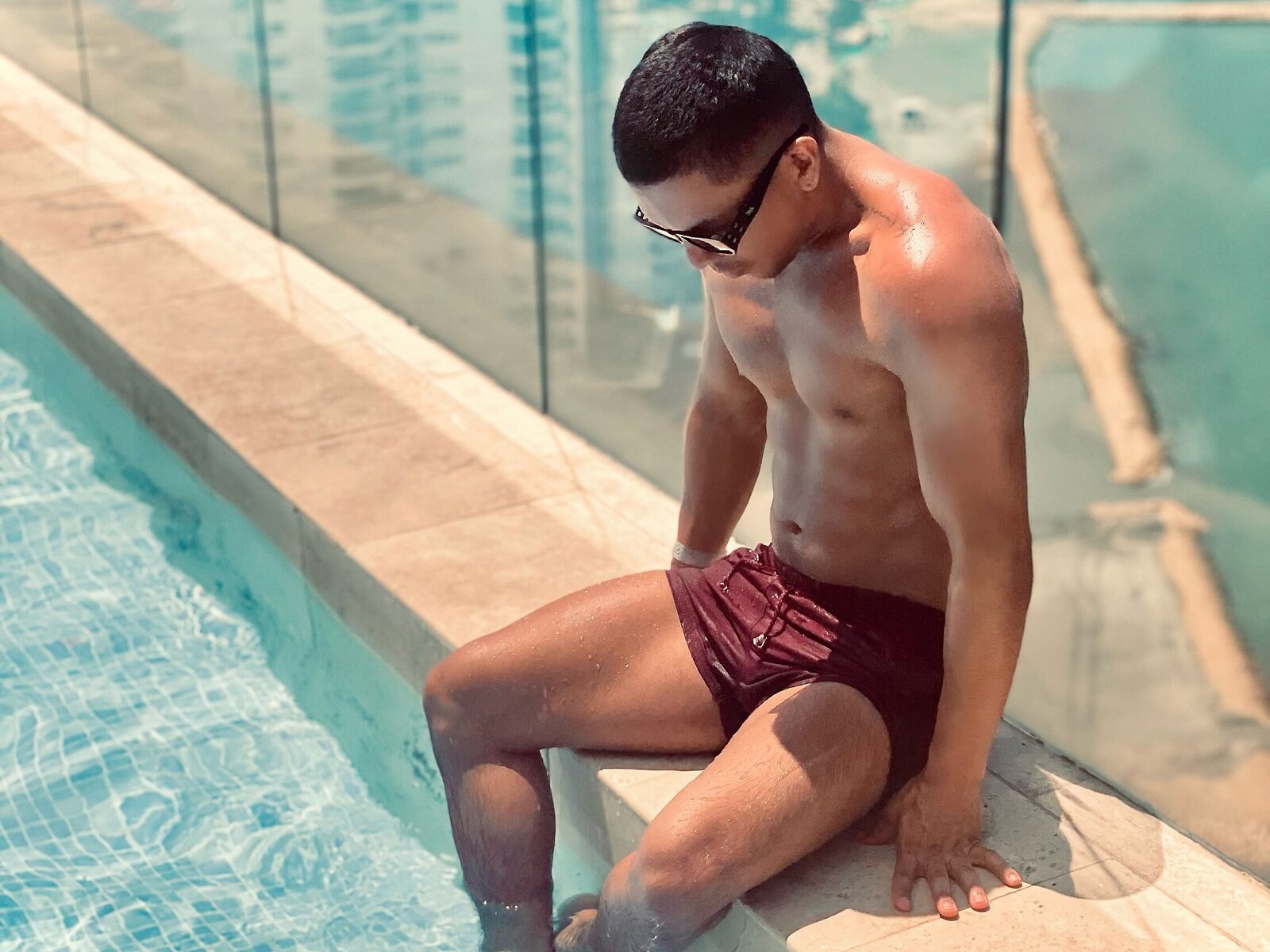Esteban De Louis low quality