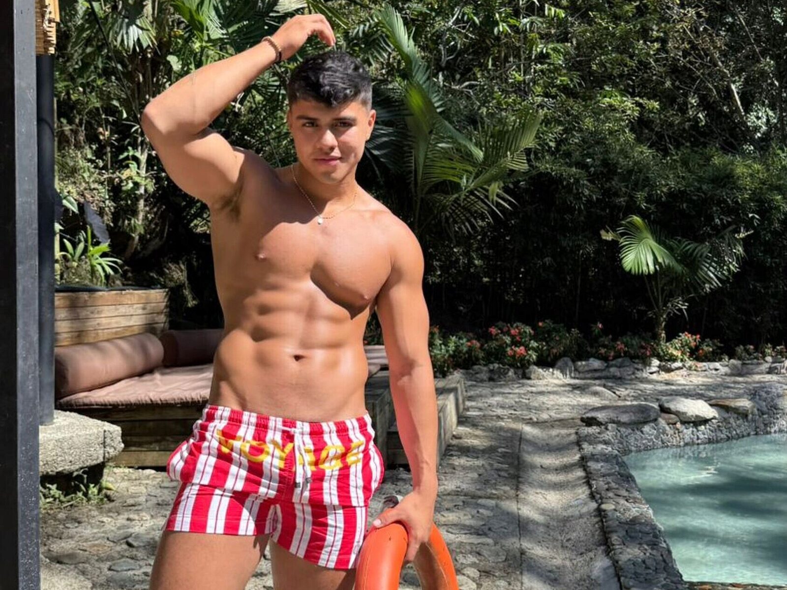 Aaron Skylon