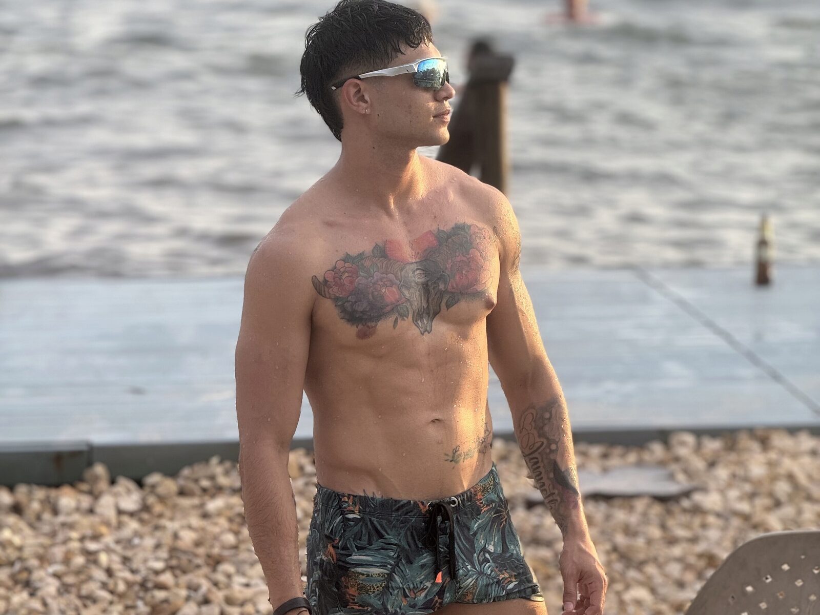 Camilo Flores