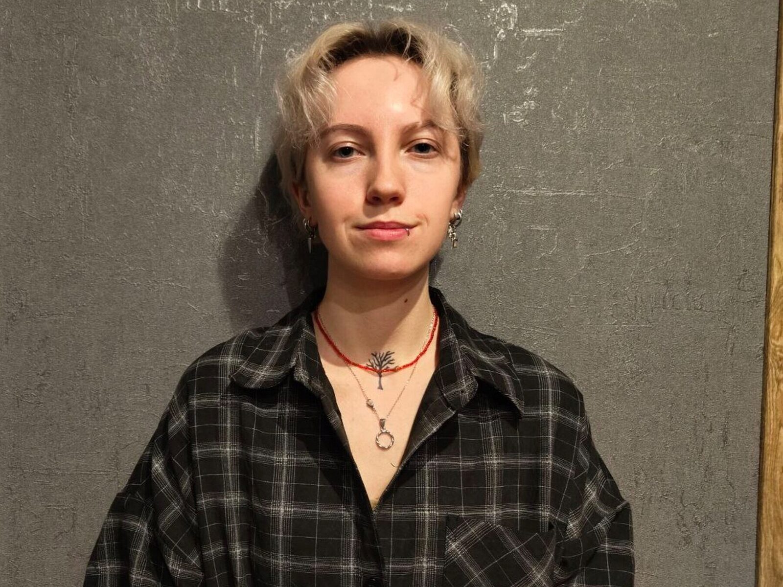 Delia Cawthron low quality