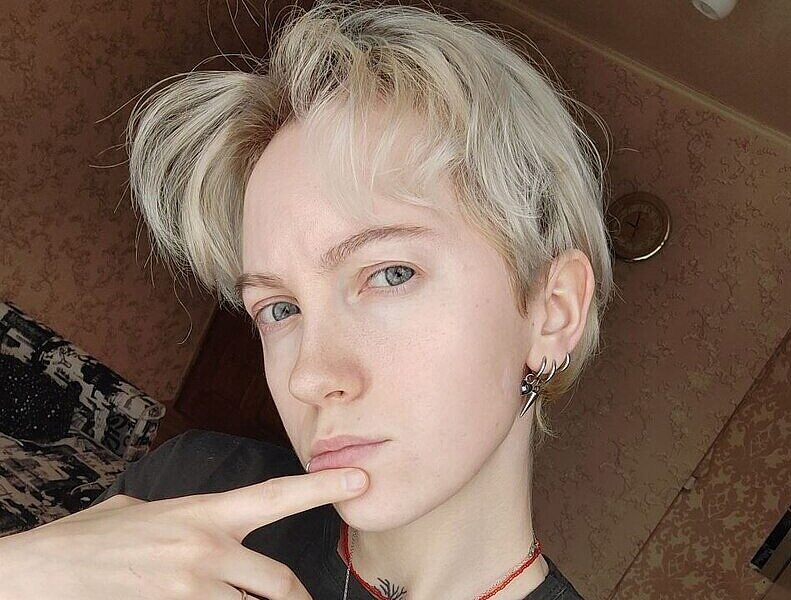 Delia Cawthron low quality