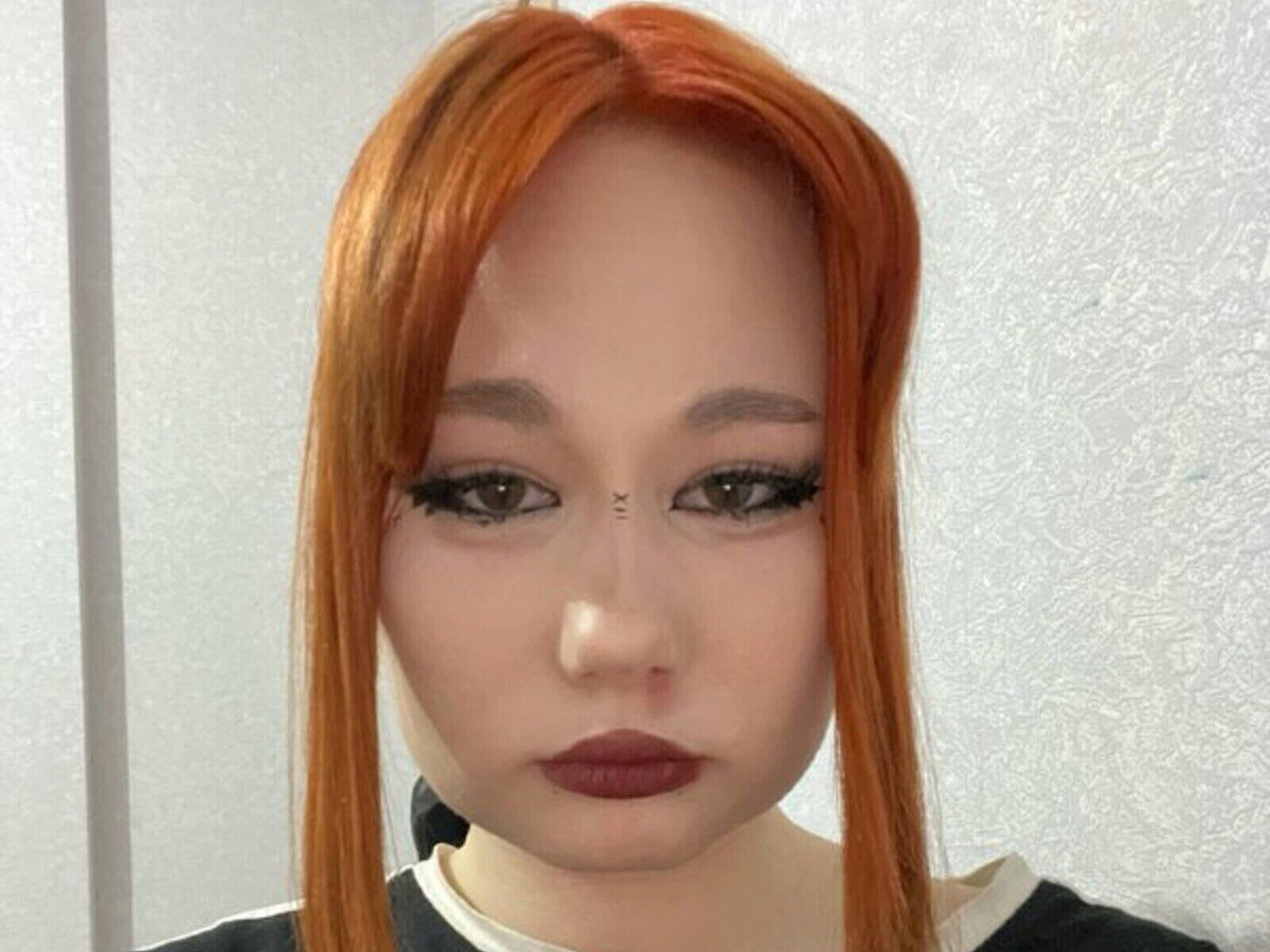 Nida Quinonez low quality