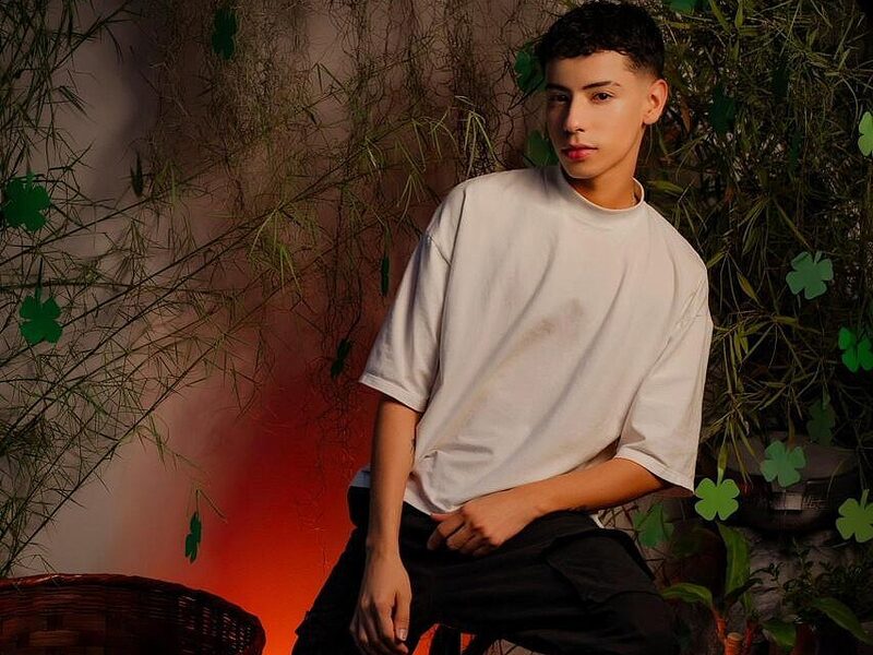 Sebastiian Reed low quality