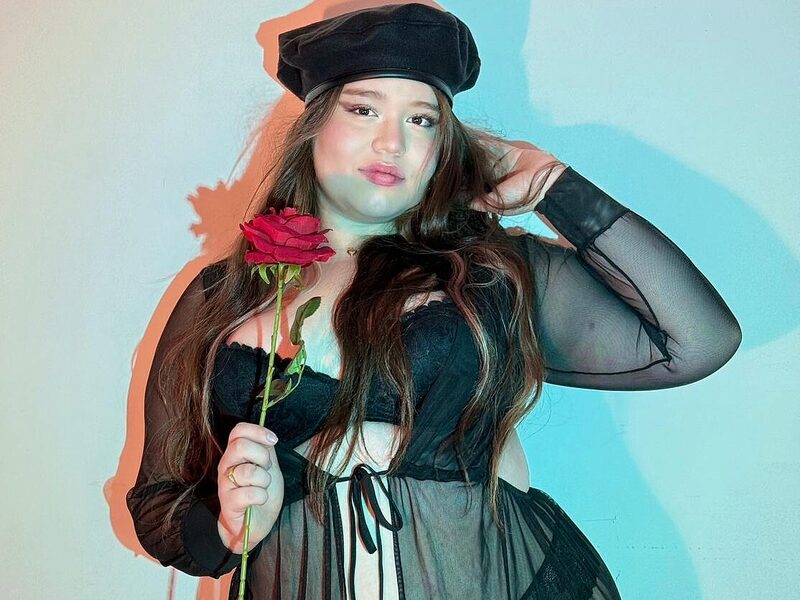 Alice Floppy low quality