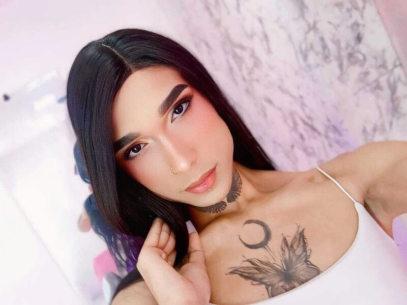 Leila Wolf low quality