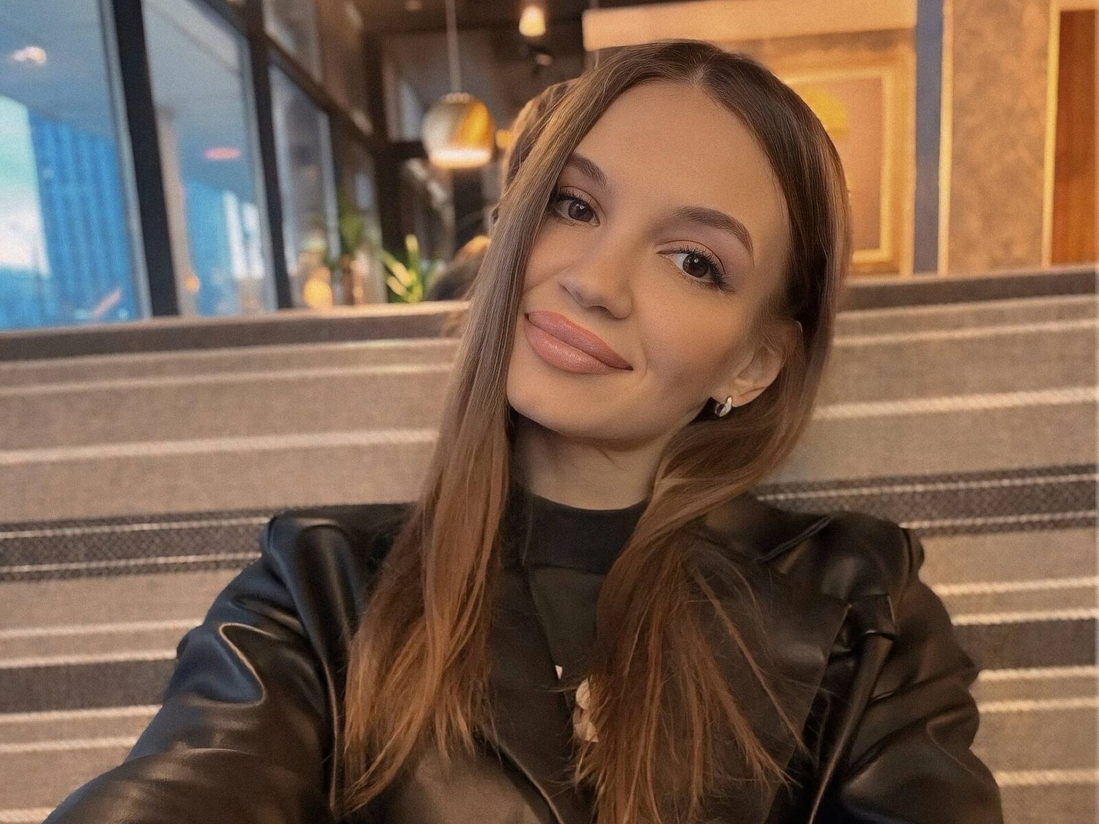 Annika Artus low quality