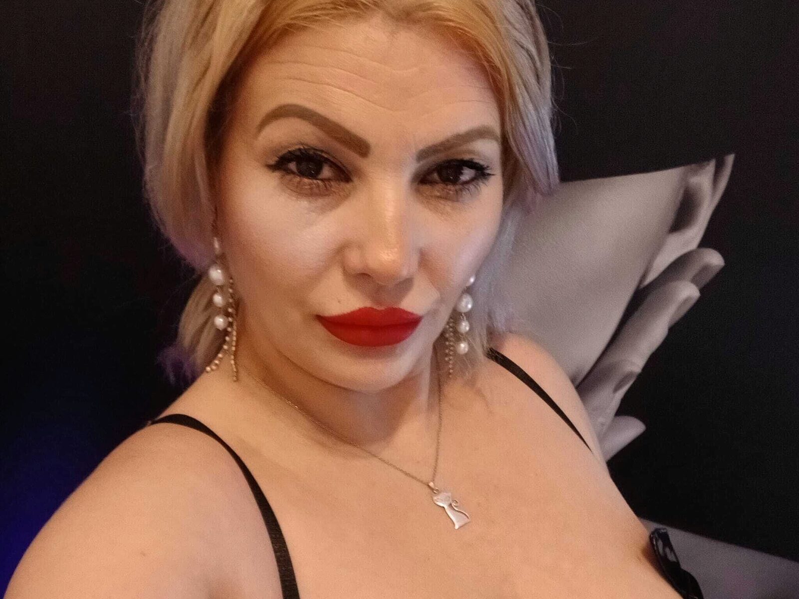 Demi Angel