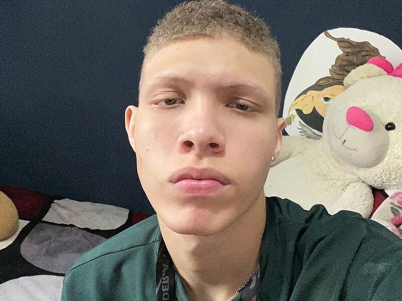 Damon Lux low quality