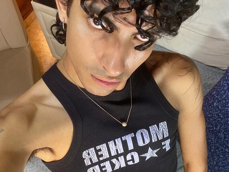 Valentino Bonnet low quality