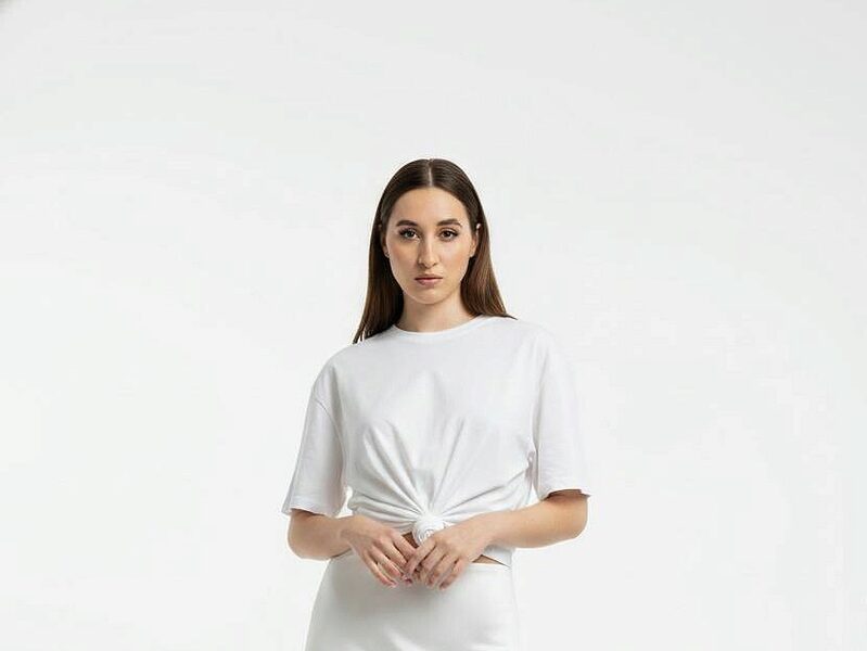 Helen Deep low quality