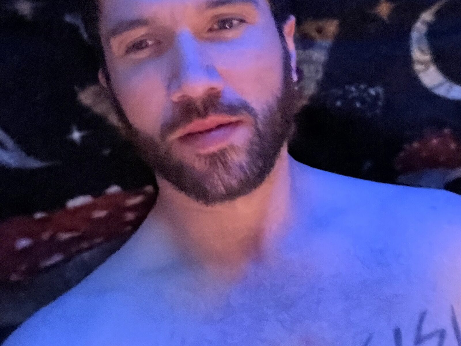 Taylor Lyod low quality