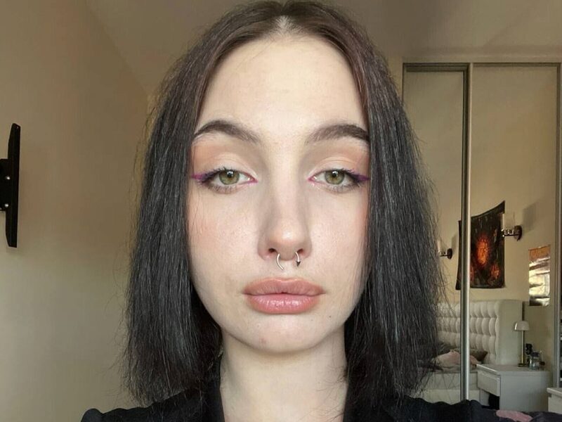 Zenia Temby low quality