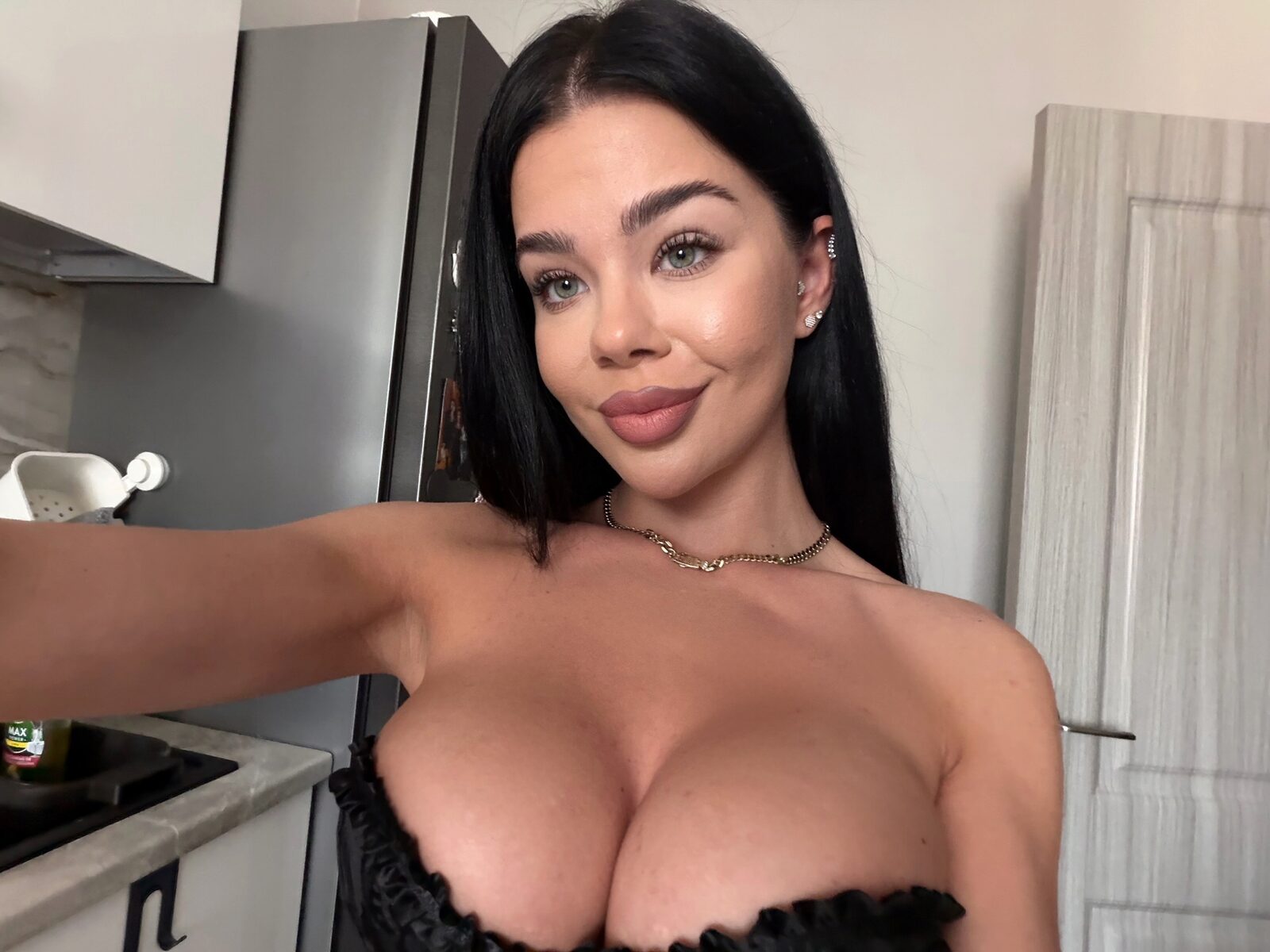 Alexa Heyes low quality