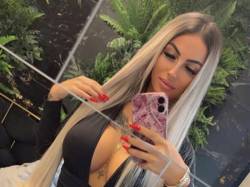 Celine Dyor