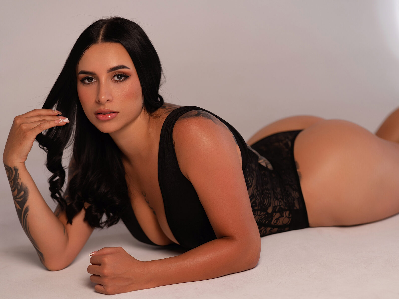 Avelyn Royce low quality