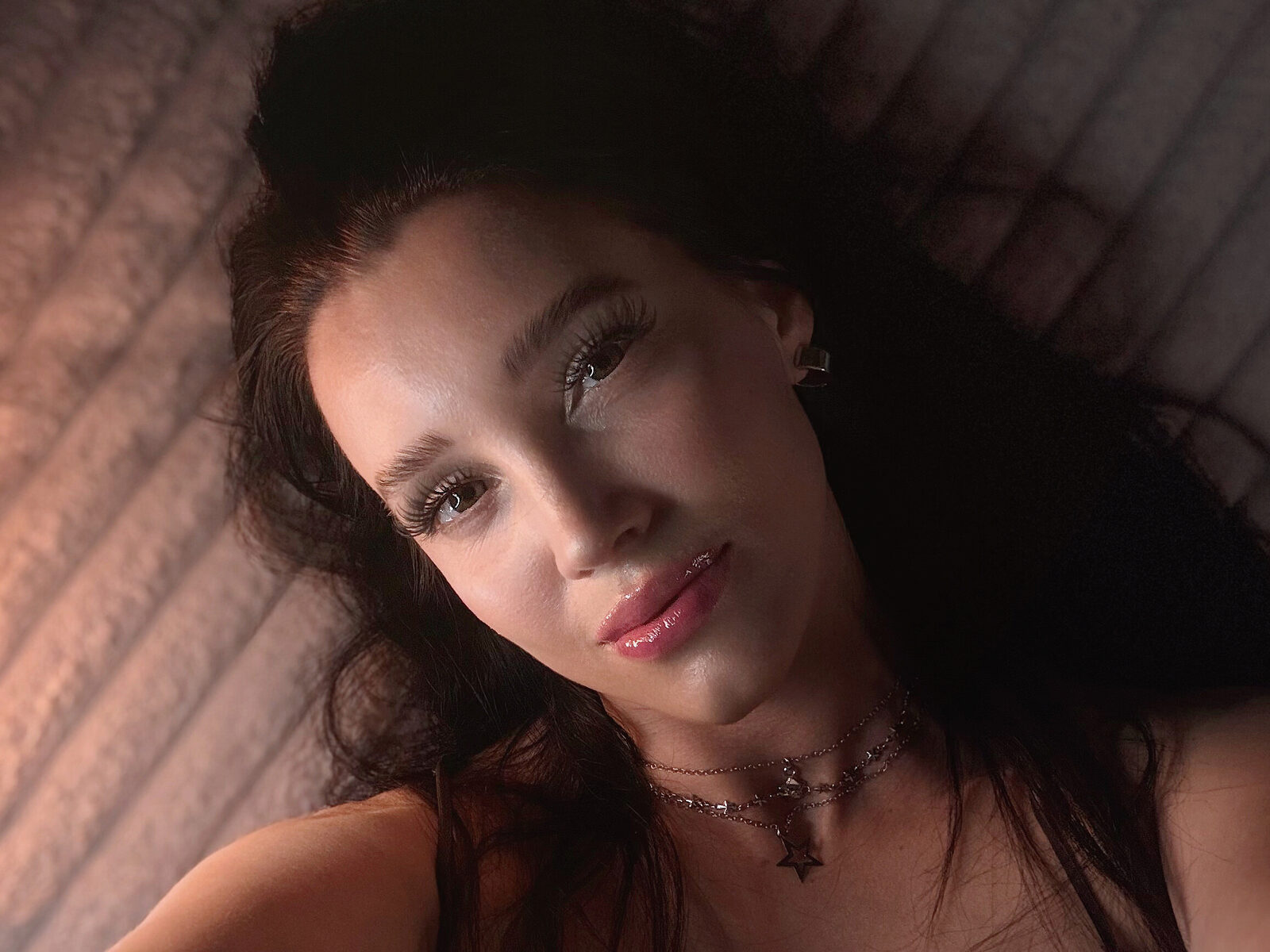 Eva Lavey low quality