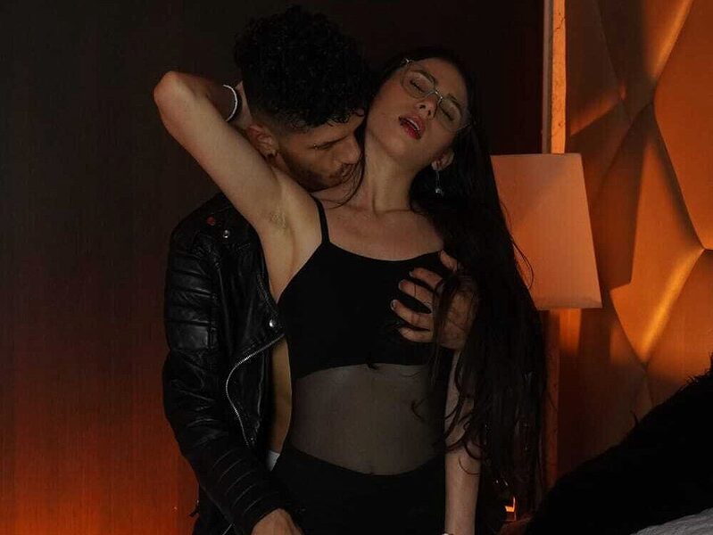 Mia & Chriss low quality