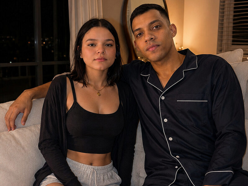 Evelyn Mur & Leo Lunaa low quality